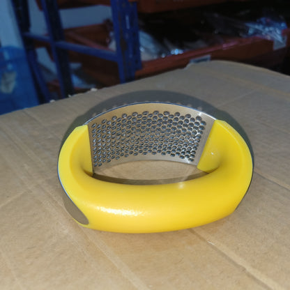 Presse-ail ménager manuel courbe